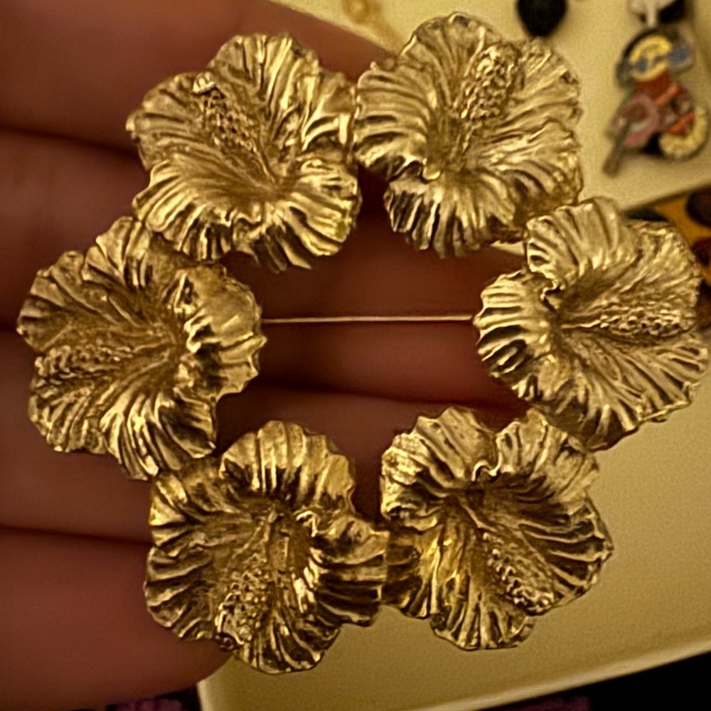 Gold Floral Pin